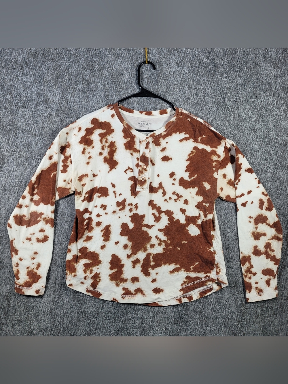 ARIAT Women S Relaxed Henley Top Cow Print Long Sleeve Western Brown White Rodeo